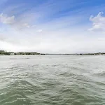 2 Bed- Edgcumbe View By Pureserviced