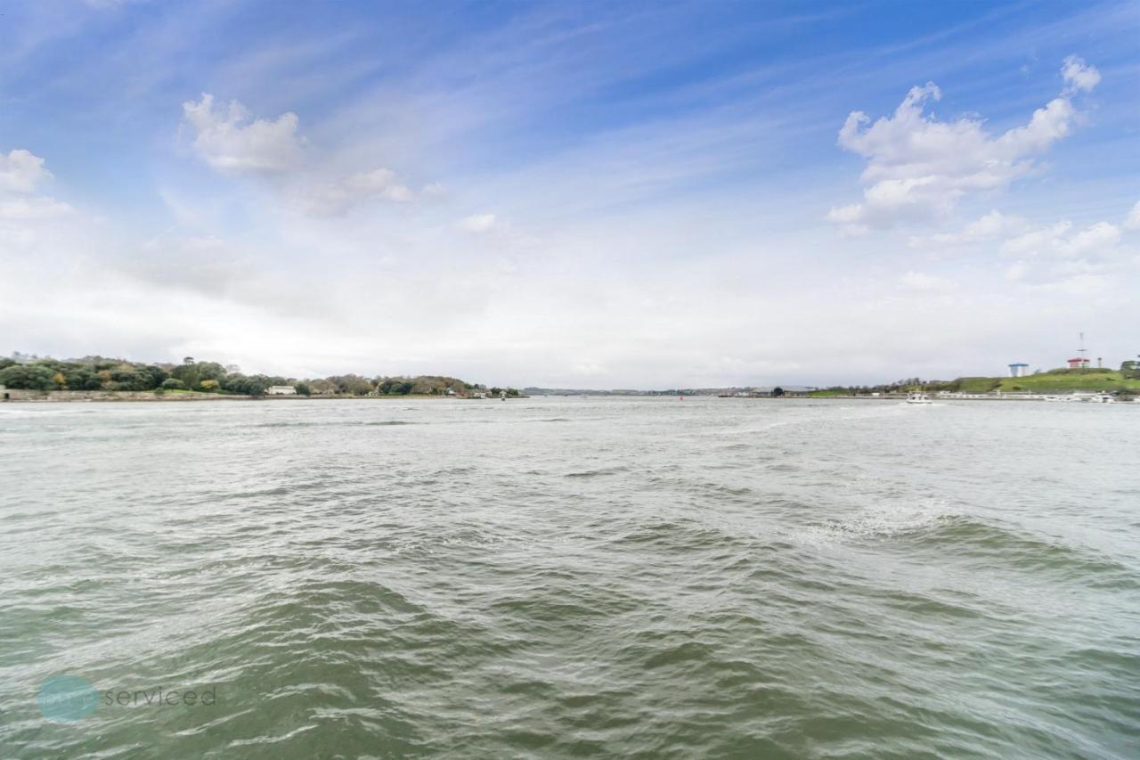 2 Bed- Edgcumbe View By Pureserviced